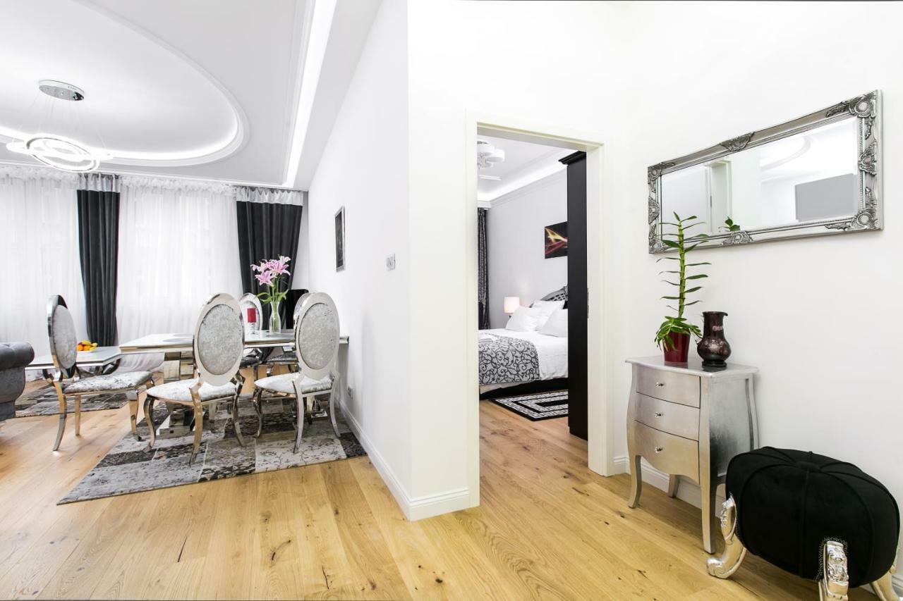 Old Town Cristal Apartment By Otium Krakow Exterior photo